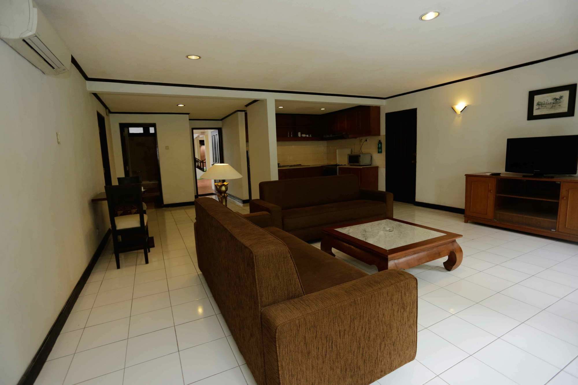 Graha Residen Serviced Apartments Surabaya Exterior photo