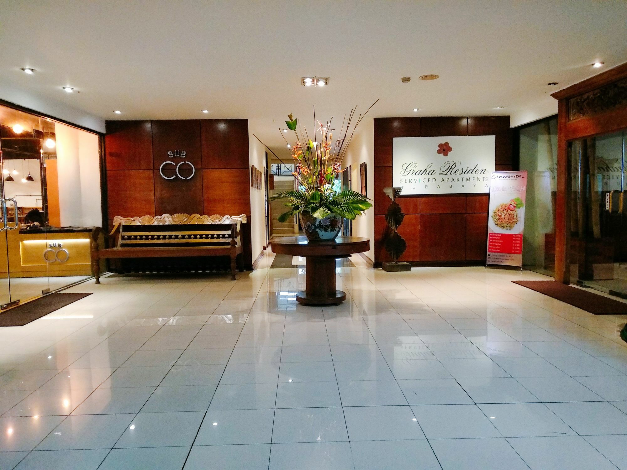 Graha Residen Serviced Apartments Surabaya Exterior photo