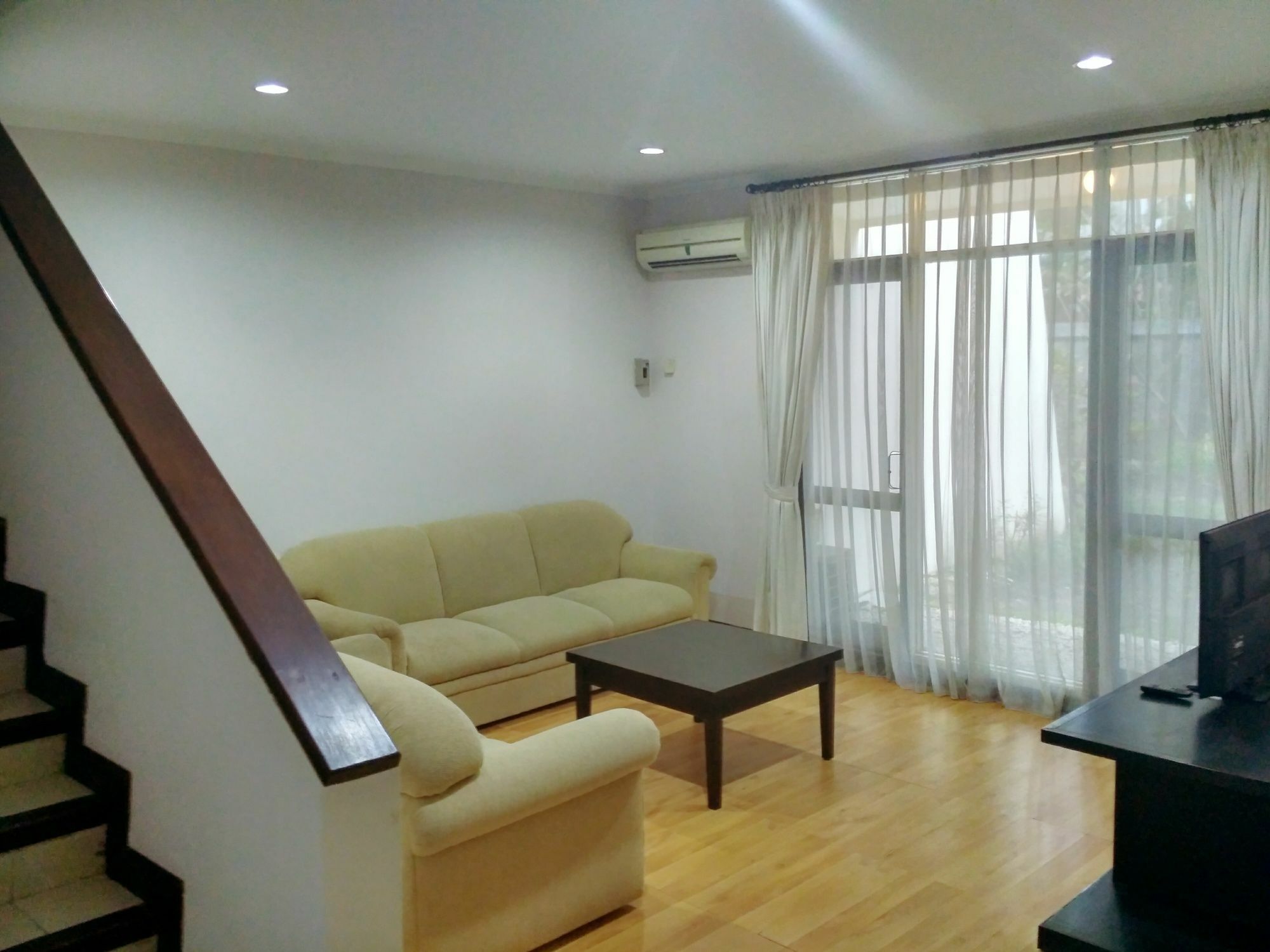 Graha Residen Serviced Apartments Surabaya Exterior photo