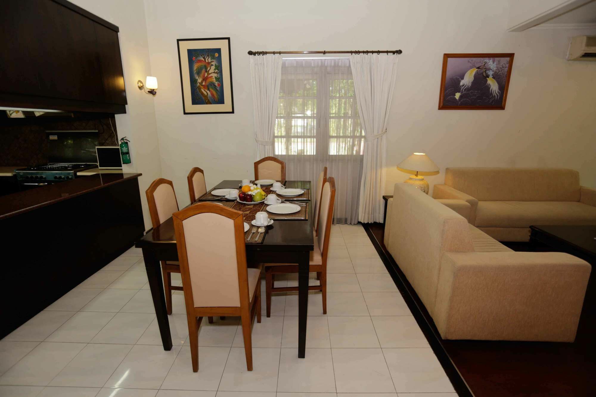 Graha Residen Serviced Apartments Surabaya Exterior photo