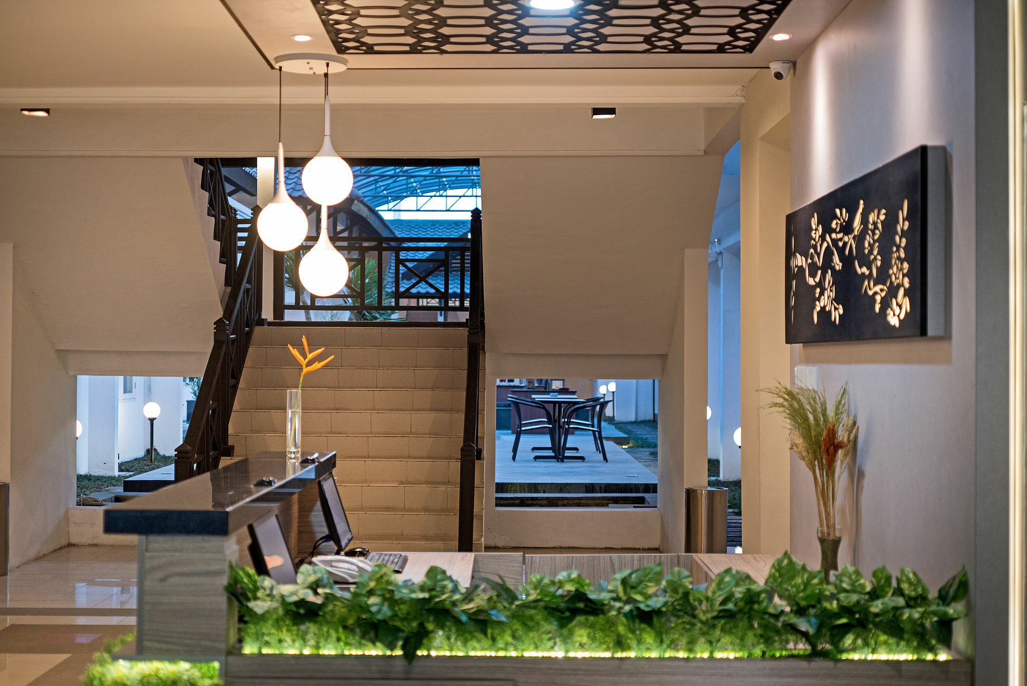 Graha Residen Serviced Apartments Surabaya Exterior photo