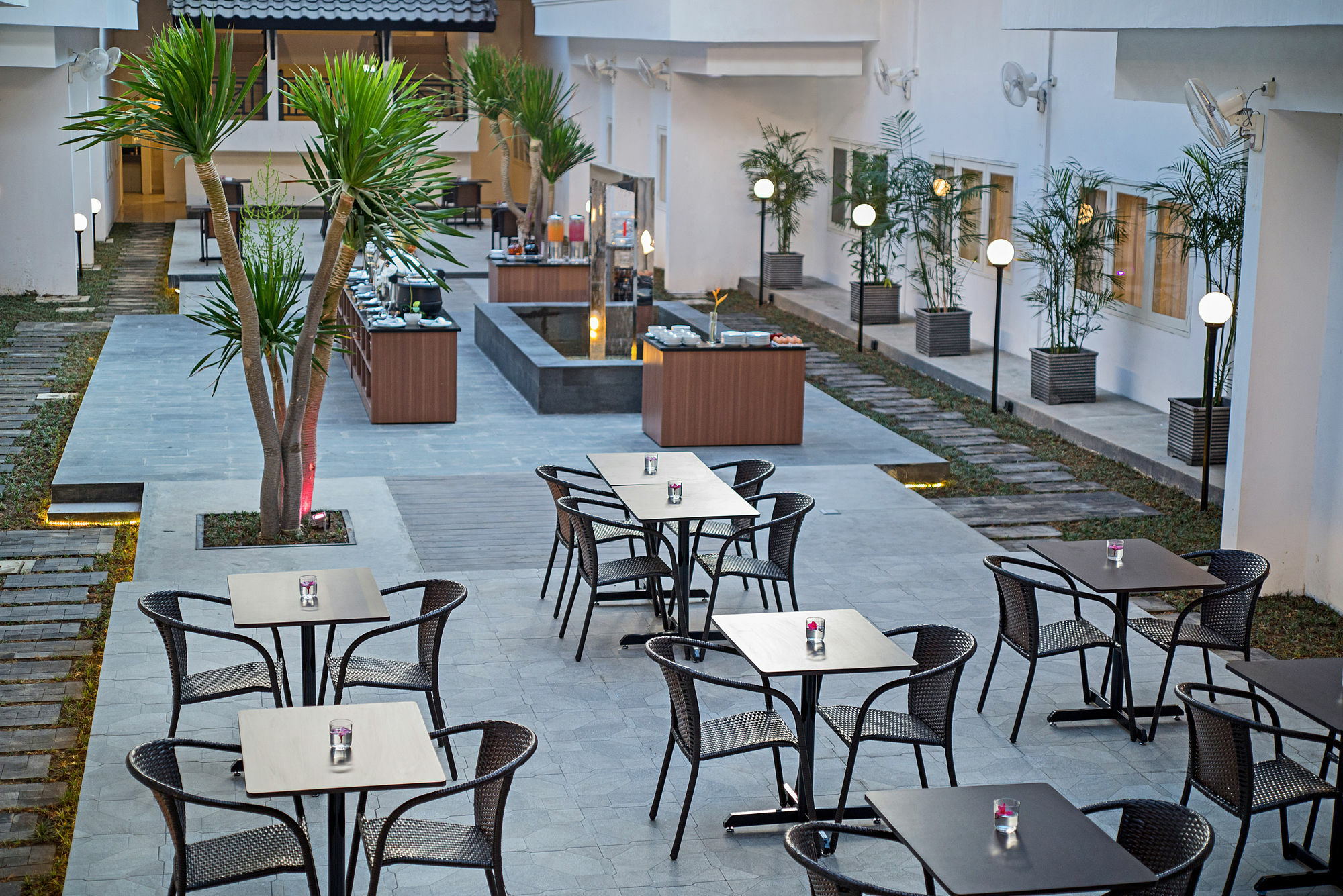 Graha Residen Serviced Apartments Surabaya Exterior photo